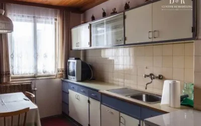 How Integrated Paneled Appliances Affect Cabinetry Depth Requirements in Kitchen Remodeling